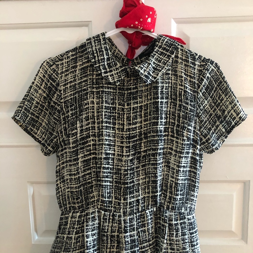 Collared baby doll dress